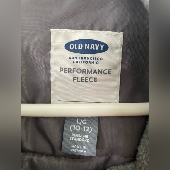 Old Navy Girl’s fleece coat - Picture 2 of 3